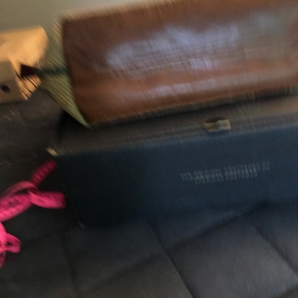 Cosmetic Pouch - Picture 5 of 7